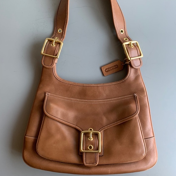 Coach Handbags - EUC Coach Legacy Saddle Leather Hobo Bag
